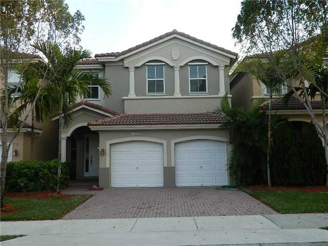 10828 NW 85 TE