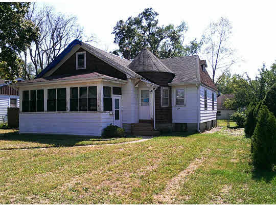 239 Grand Blvd