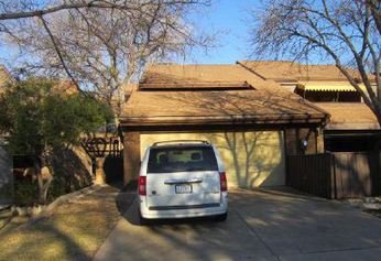 735 Oakwood Trl
