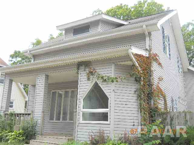 1115 Woodlawn Ct