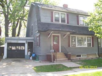 224 Woodlawn Avenue