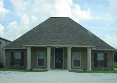 219 W Eastbank Drive