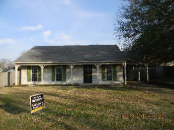 3680 Heathcliff Dr