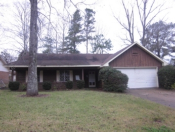 1313 Whispering Oak Cv