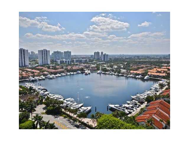 21205 YACHT CLUB DR # 3205