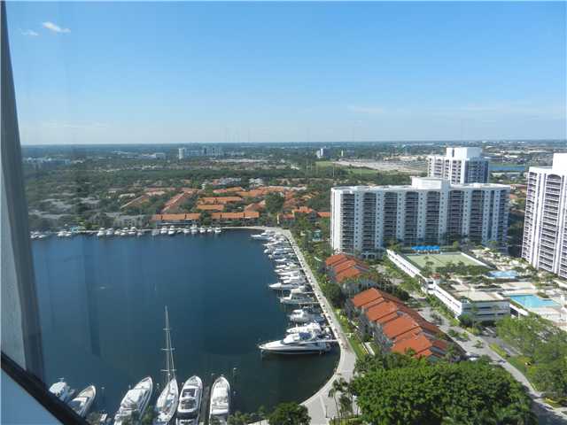 21055 YACHT CLUB DR # 2703