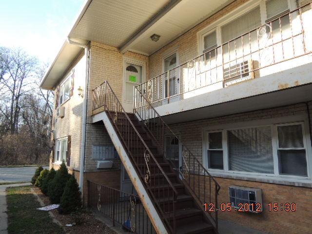 4215 Harlem Ave Apt 5