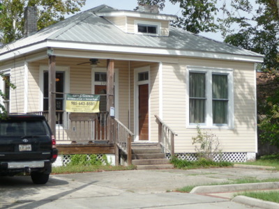 1921 2nd St