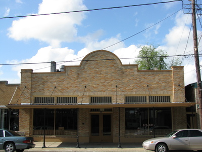 212 and 212.5 Railroad Ave.