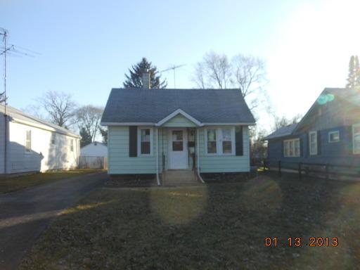 32 Kenmore Ave