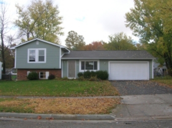 390 Hilltop Dr