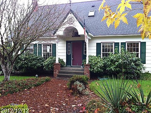 102 Country Pl