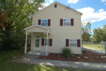 109 Lakehurst Ave