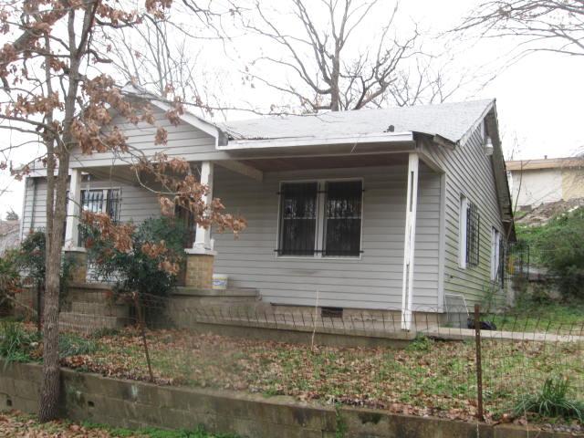 104 Kansas St