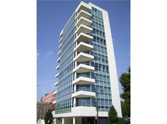 101 Walnut St #4