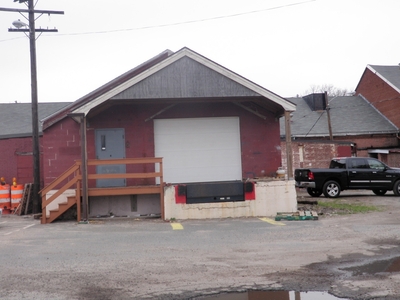 600 Pleasant St.