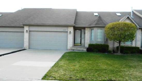 46337 Bentley Cir W 52