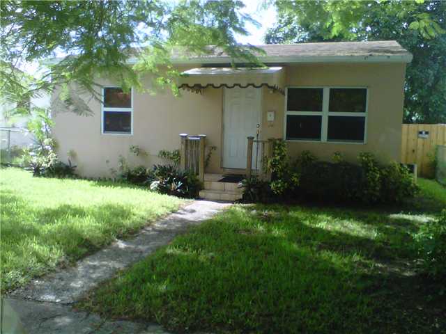 6530 SW 13 ST