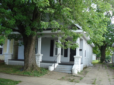 1137 S Grand Ave