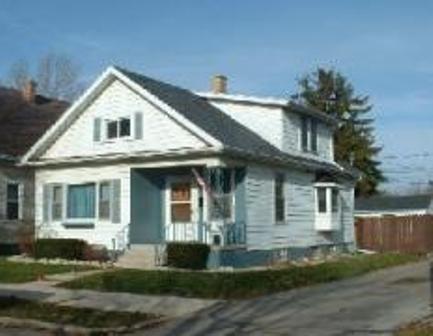 916 Bluff Ave
