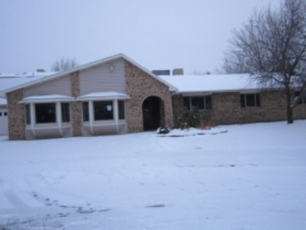 2415 Apricot Court
