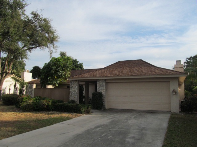 352 Saint Andrews Blvd