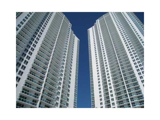 951 BRICKELL AV # 2500