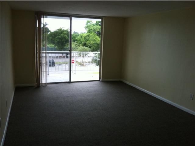 494 NW 165TH STREET RD # C305
