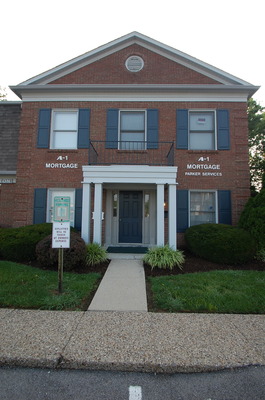 9900 Shelbyville Road Suite 4 A/B