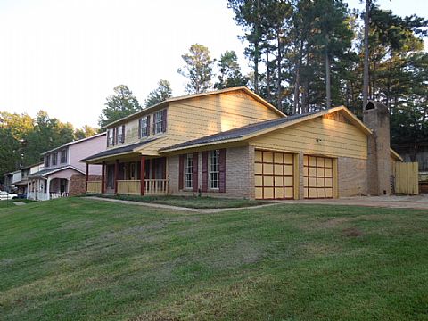 205 Medallion Cir