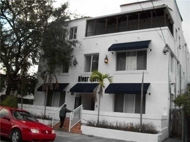 1021 NW 3 ST # 303