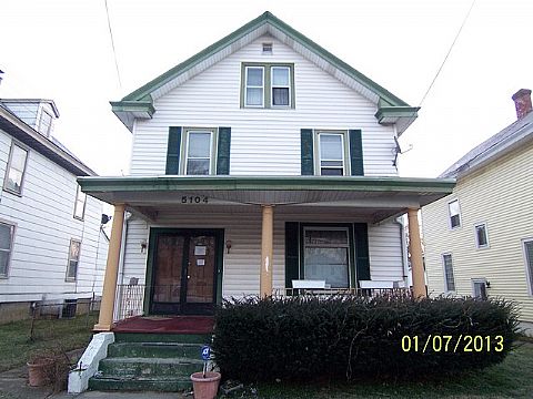 5104 Kenwood Rd