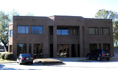 2020 Dickory Avenue