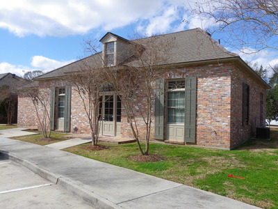 5145 Bluebonnet Blvd