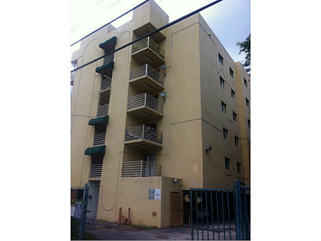 1498 Nw 15th St Apt 208