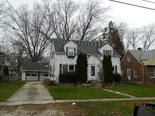 1027 Jewett St