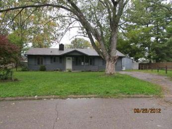 208 Crestwood Dr