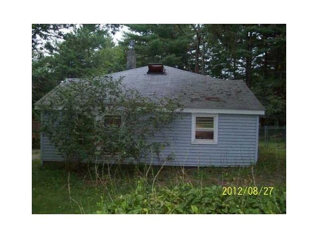 1425 Ten Rod Rd