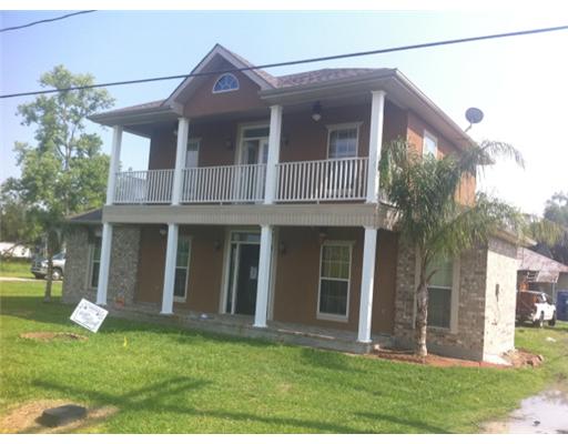 2925 English Turn Rd