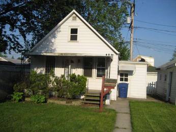 4016 Gunderson Ave