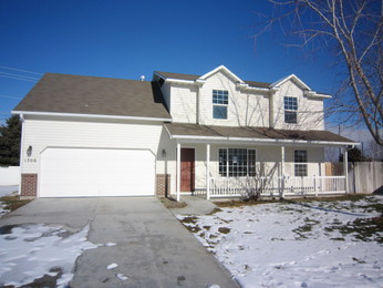 1306 W Hasket Circle