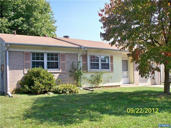 24 Gogh Cir