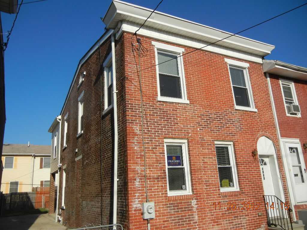 1217 Lobdell St