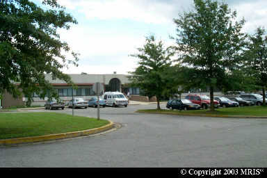 101 CATALPA DR #1