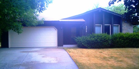 1325 Oak Court