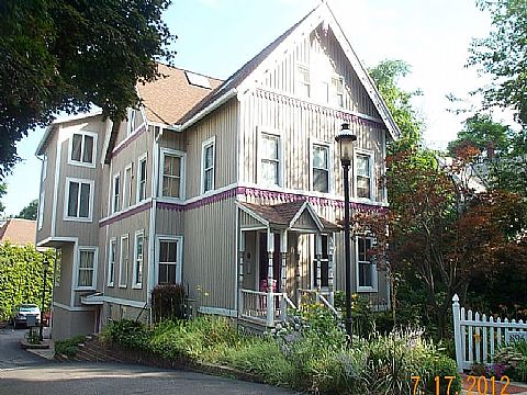 896 Quinnipiac Ave Apt 3
