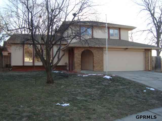 2538 S 148th St
