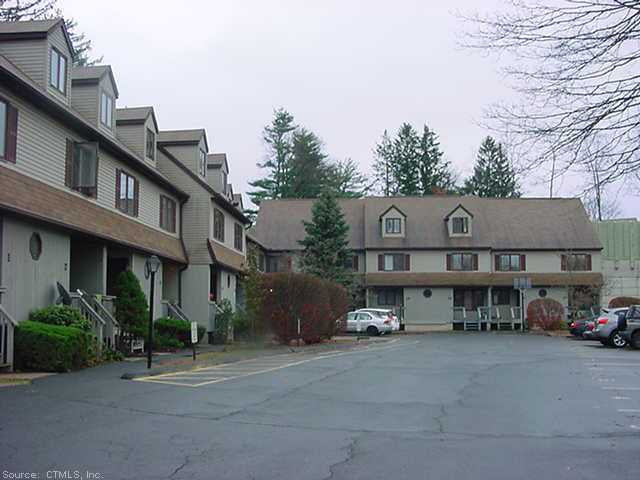 226 E Main St Apt 1