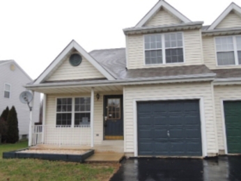 709 Lexington Dr