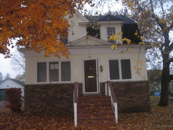 229 E Doty Ave